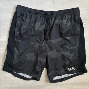 Yogger Mesh Side Paneling Shorts